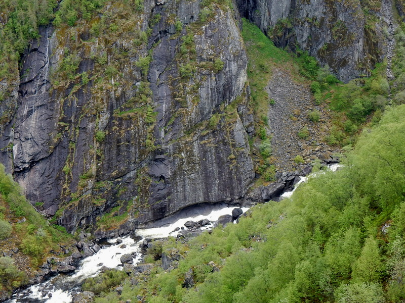 Voringsfossen4.jpg