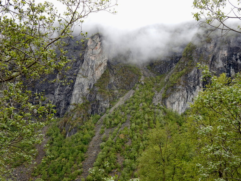 Voringsfossen5.jpg